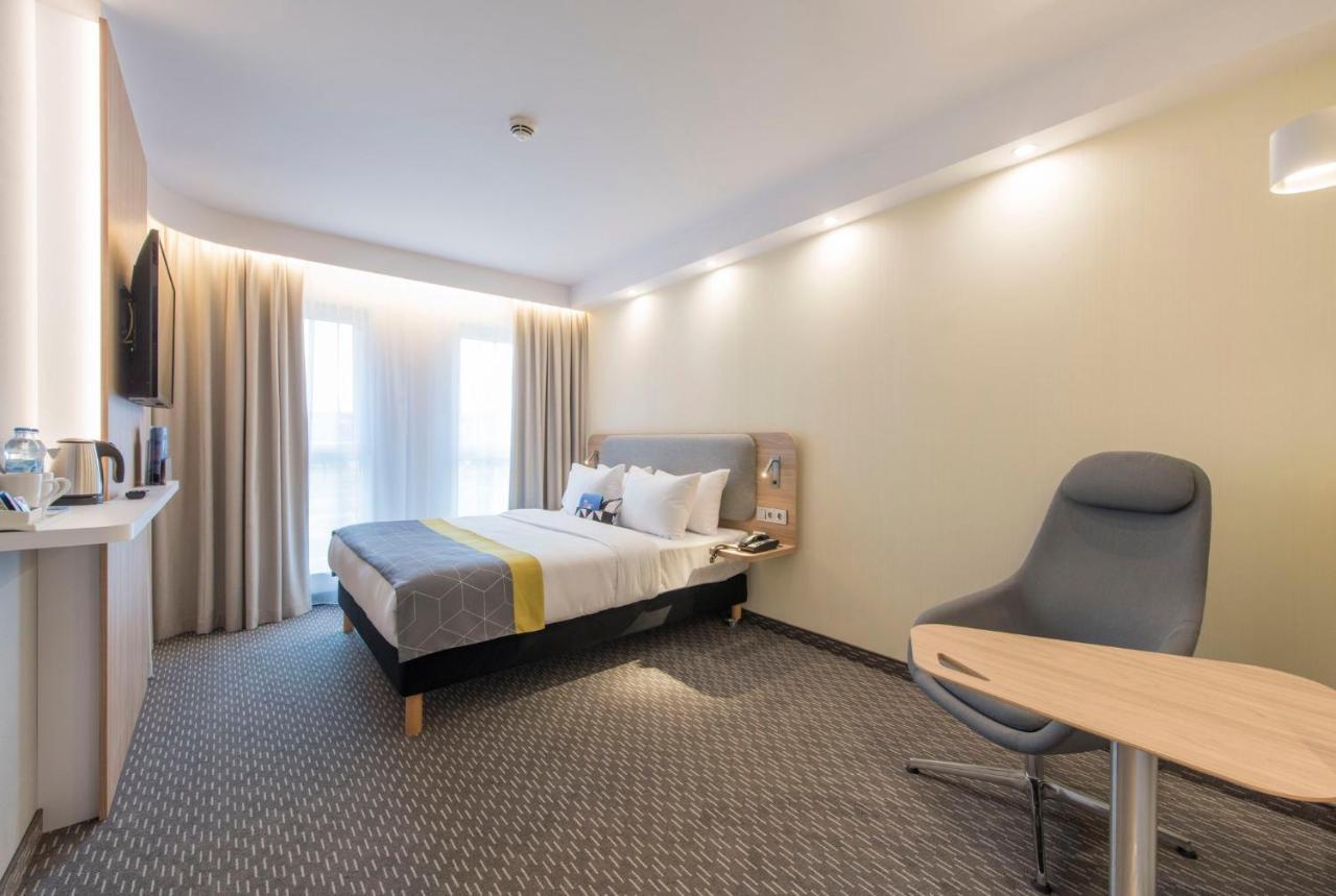 Holiday Inn Express Warsaw - Mokotow By Ihg Esterno foto